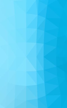 Üçgenler ve degrade origami tarzında oluşan ışık mavi köşeli tasarım deseni