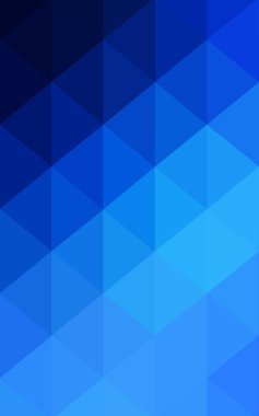 Üçgenler ve degrade origami tarzında oluşan ışık mavi köşeli tasarım deseni