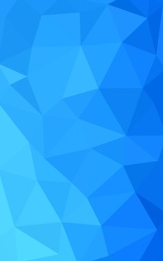 Üçgenler ve degrade origami tarzında oluşan ışık mavi köşeli tasarım deseni