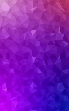 Üçgenler ve degrade origami tarzında oluşan hafif mor pembe poligonal tasarım deseni