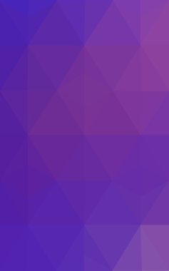 Üçgenler ve degrade origami tarzı oluşur çok renkli mor, pembe poligonal tasarım deseni.