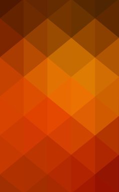 Üçgenler ve degrade origami tarzında oluşan hafif pembe poligonal tasarım deseni