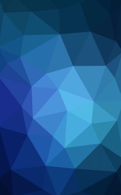 Üçgenler ve degrade origami tarzında oluşan ışık mavi köşeli tasarım deseni