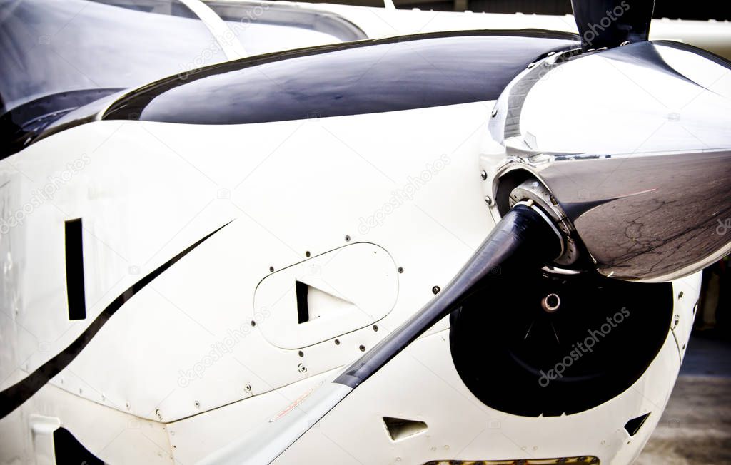 Propeller plane shiny details