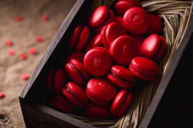 Tatlı Valentine kurabiye makarna. Sevgililer günü. Tatlılar ile kutu. Konfor ile belgili tanımlık tafsilât. kopya alanı