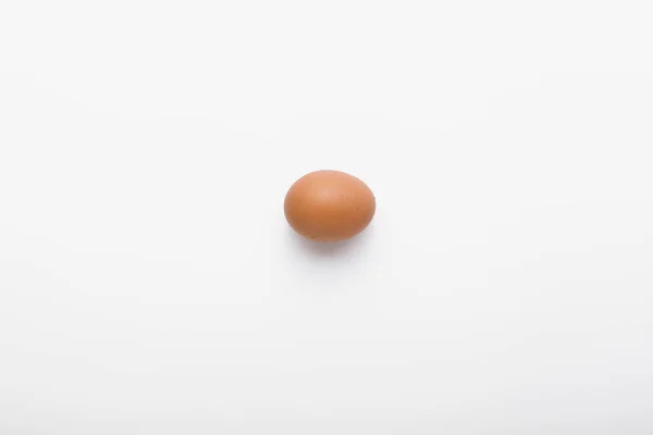 Chicken egg, quail egg. Easter. Isolated white background. — Stock Photo, Image