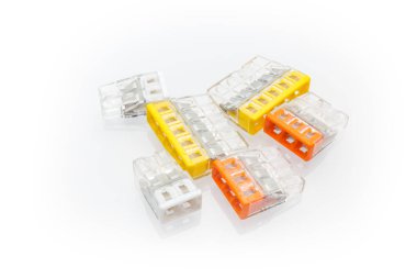 İzole kablosu uç terminalleri.