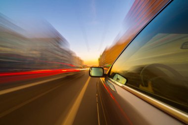 gün şehir yol görüntülemek arabanın içinden