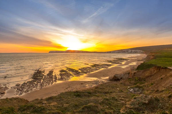 Ländliche Landschaft und Klippen auf der Isle of Wight — Stockfoto