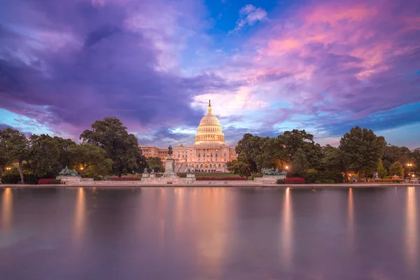 Capitolio edificio sunset congreso de EE.UU. — Foto de Stock