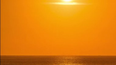 Kuta sahilinde, Endonezya, Bali 'de gün batımı