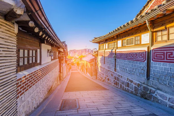 Bukchon Hanok Village em Seul, Coreia do Sul — Fotografia de Stock