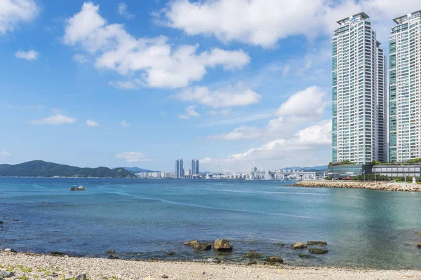 Praia de Haeundae em Busan, na Coreia . — Fotografia de Stock