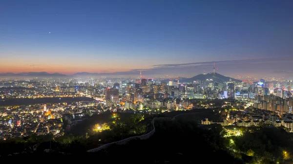 Panorama z Seulu City Skyline, Korea Południowa. — Zdjęcie stockowe