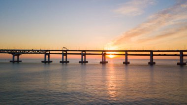 Sunrise, Busan, Güney Gwangan köprü ve Haeundae havadan görünümü