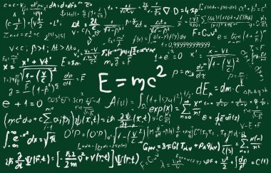 Bilimsel formüller ve fizik ve matematik hesaplamalar ile yazılı yazı tahtası. Kuantum mekaniği, görelilik teorisi ve herhangi bir bilimsel hesaplamalar için bağlı bilimsel konuları göstermek