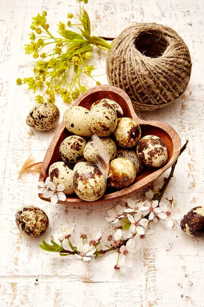 Spring Quail Eggs Basket Top View Easter Concept — Stock Photo, Image