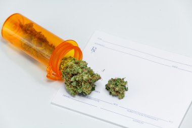 Tıbbi Esrar Weed Esrar Doktorlar Reçete Şişe