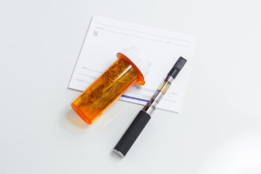 Doktor reçete Vape kalem tıbbi esrar esrar tomurcukları