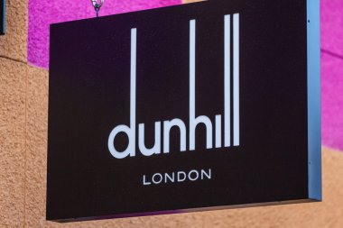 Las Vegas, Nevada - 22 Ağustos 2016: Dunhill Logosu Mağaza Cephesinde