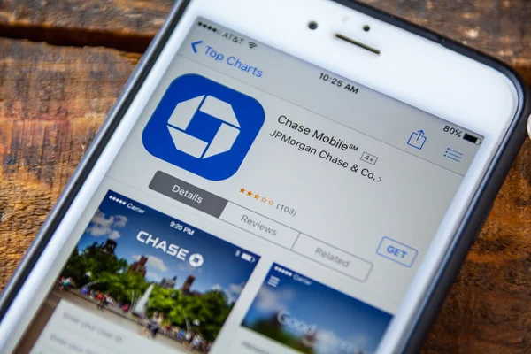 LAS VEGAS, NV - September 22. 2016 - Chase Bank iPhone App