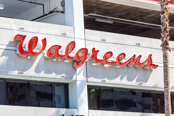 LAS VEGAS, NEVADA - 22 de agosto de 2016: Walgreens Firma en Fremont St — Foto de Stock