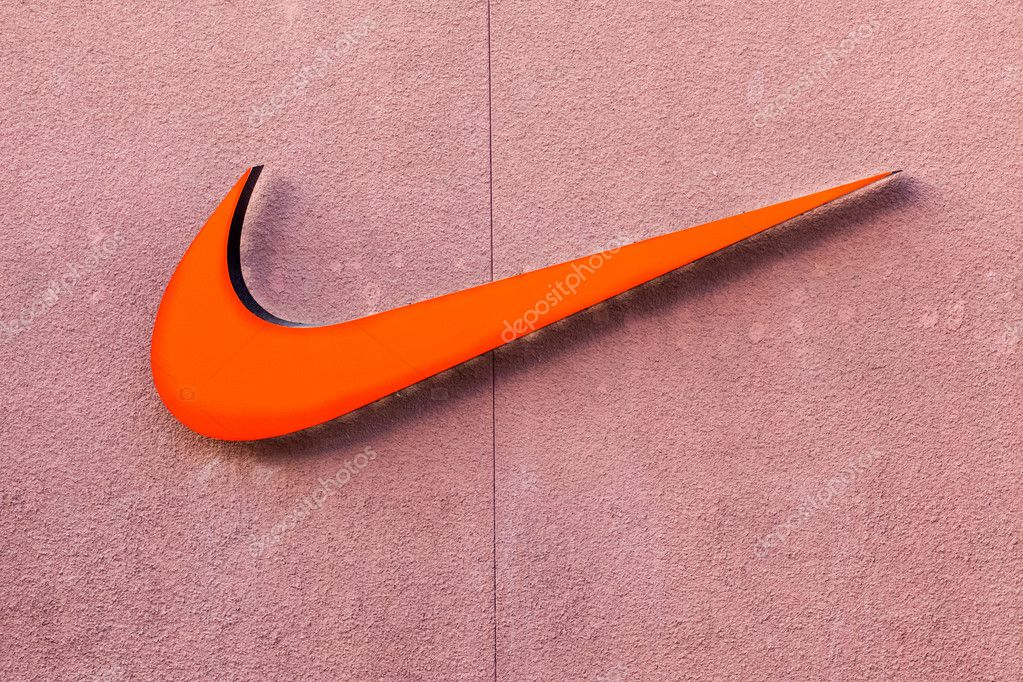 LAS VEGAS, NEVADA - August 22nd, 2016: Nike Logo On Store Front.
