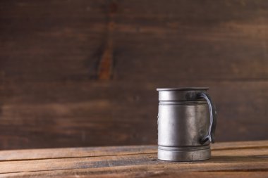 Vintage bira sağlam demir kupa