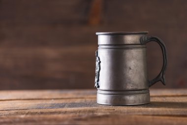 Vintage bira sağlam demir kupa