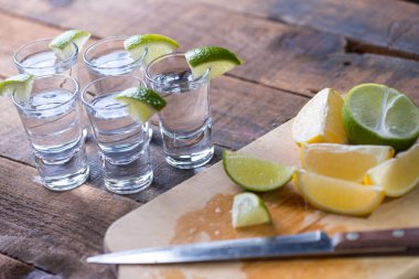 Votka içecekler limon ve kireç