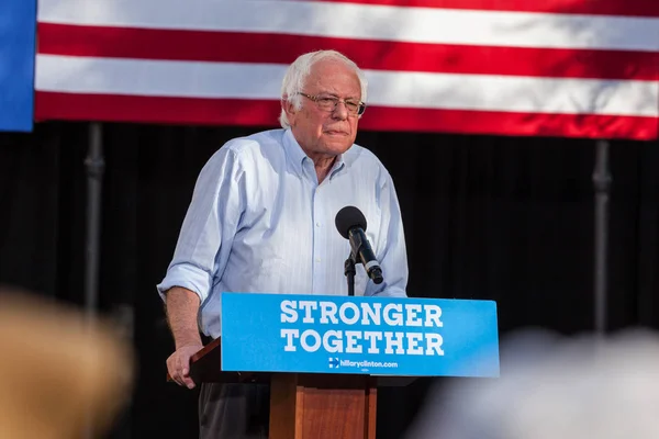 LAS VEGAS, NV - 6 de noviembre de 2016: Campañas de Bernie Sanders — Foto de Stock