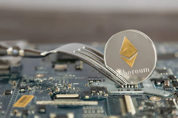 Ethereum dijital Cryptocurrency zor çatal değişim kavramı.
