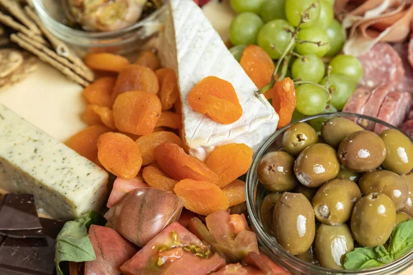 Κοντινό Πλάνο Του Gourmet Charcuterie Board Copy Space Επιλογή Εστίασης — Φωτογραφία Αρχείου