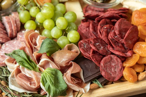 Nahaufnahme Vom Gourmet Charcuterie Board — Stockfoto