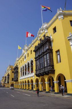 Belediye Plaza Mayor (eski adıyla, Plaza de Armas) Peru, Lima güneşli bir günde inşa..