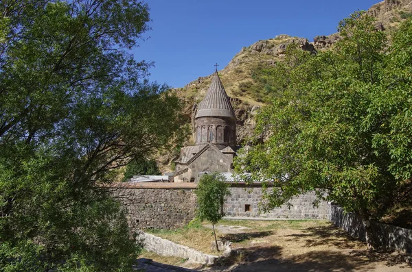 Средневековый монастырский комплекс Гегард, Армения — стоковое фото