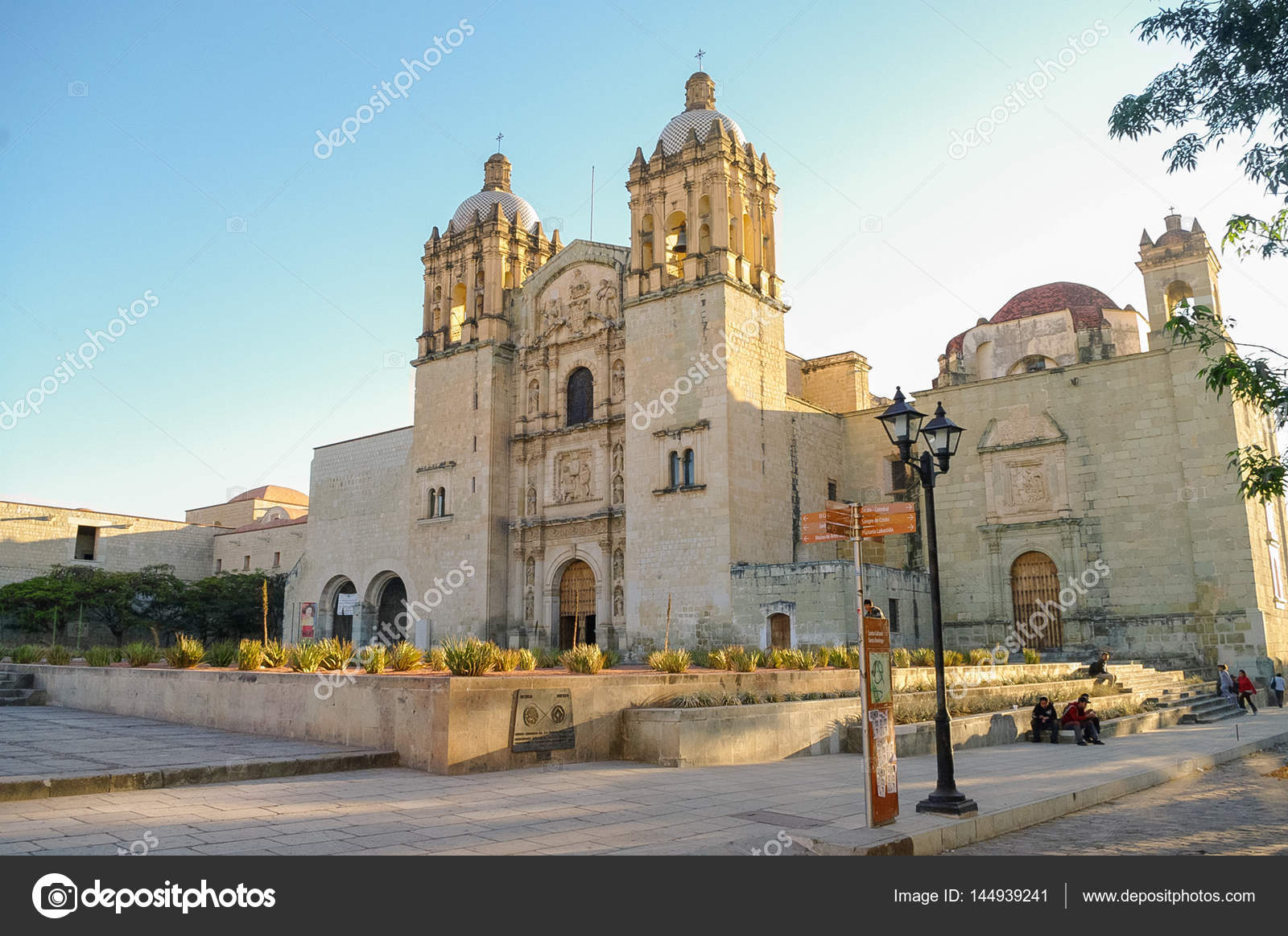 Church of Santo Domingo de Guzman in Oaxaca, Mexico – Stock Editorial Photo  ©  #144939241