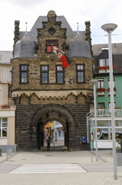  Rheintor kent kapısı, ortaçağdan kalma şehir Andernach Rhine çıkabilir.