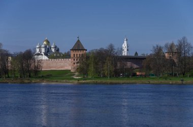 Nehir Volkhov ve Kremlin, Veliky Novgorod, Rusya Federasyonu,