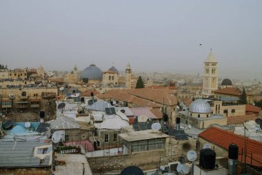  Jerusalem panoramalı zamanlı kum fırtınası görüntülemek. İsrail