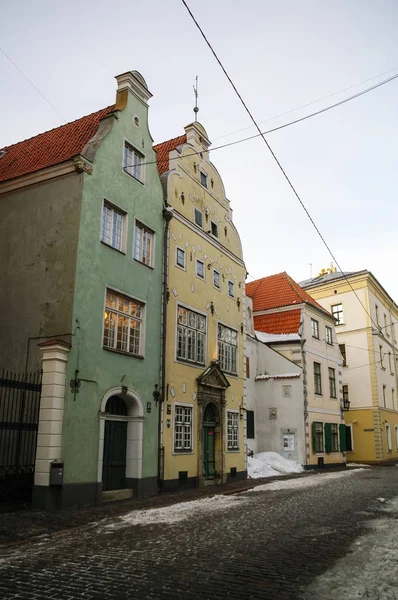Oudste gebouwen in Riga oude stad - "de drie gebroeders", Riga, Letland — Stockfoto