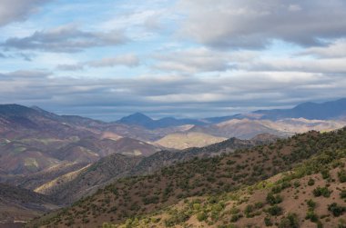 Fas yüksek Atlas dağ silsilesi, Afrika renkli Vadisi'nin panoramik görünümü