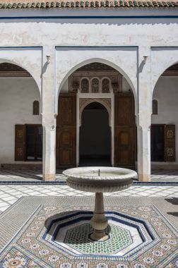 Bahia Sarayı avlusundaki çeşme. Marakeş, Fas