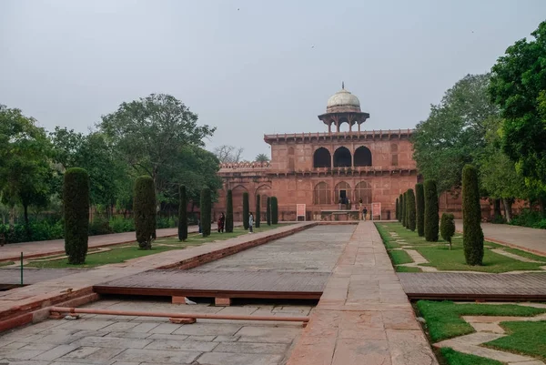 Het museum in de Taj Mahal in Agra, India complex. — Stockfoto