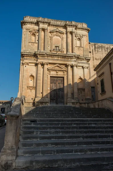 Iglesia de Santa Agata en la ciudad de Noto, Sicilia en Italia — Foto de Stock