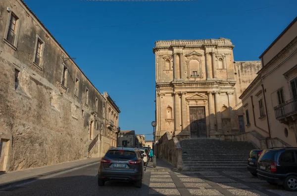 Iglesia de Santa Agata en la ciudad de Noto, Sicilia en Italia — Foto de Stock