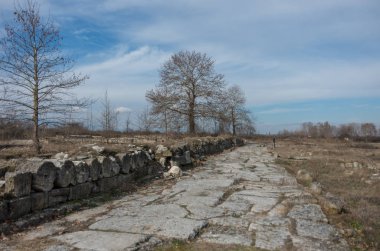 Kalıntıları ve eski yola Dion arkeolojik Park. Pieria, Makedonya, Yunanistan
