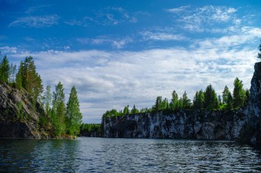 Rusya 'nın simgesi, mermer ocağı Ruskeala rezervi, Karelia