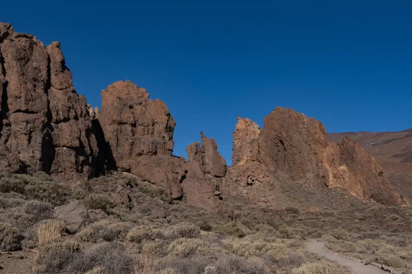 Roques de Garcia 'nın benzersiz kaya oluşumu, Teide Ulusal Parkı, Tenerife, Kanarya Adaları, İspanya