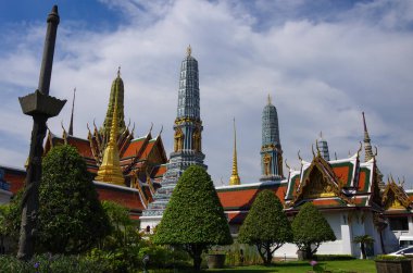 Wat Phra Kaew İngilizcede Zümrüt Buda Tapınağı olarak bilinir, Bangkok, Tayland